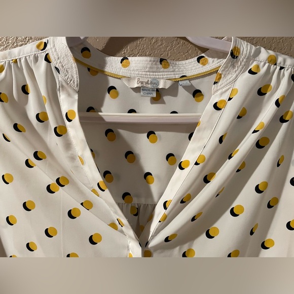 Boden White and Yellow Polka Dot Button Down Shirt - Picture 5 of 5